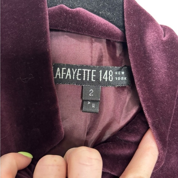 Lafayette 148 Velvet Blazer Jacket Button Down Dark Romantic Deep Plum Size 2 - Picture 3 of 10
